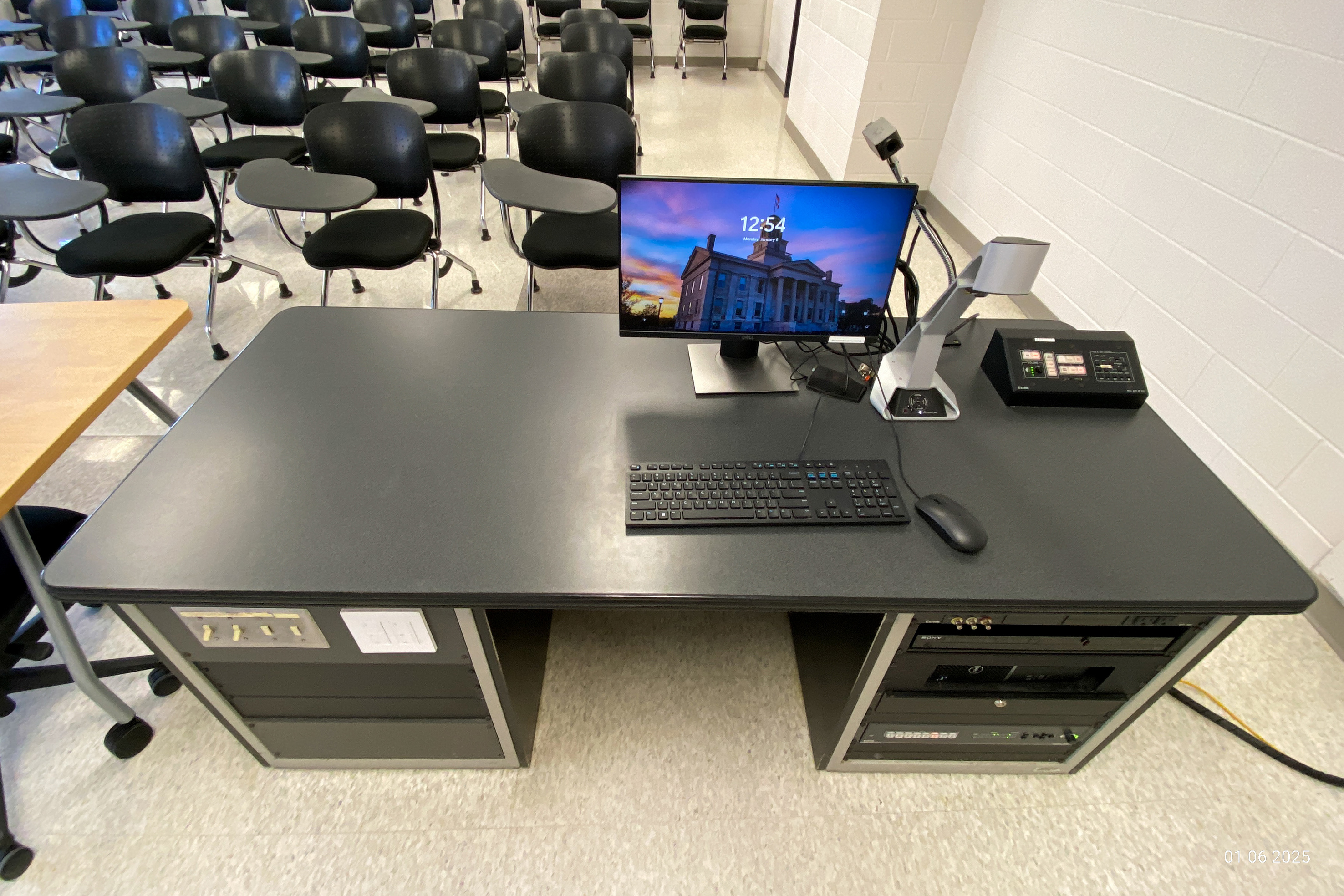 Phillips Hall 214 | University Classrooms - The University of Iowa